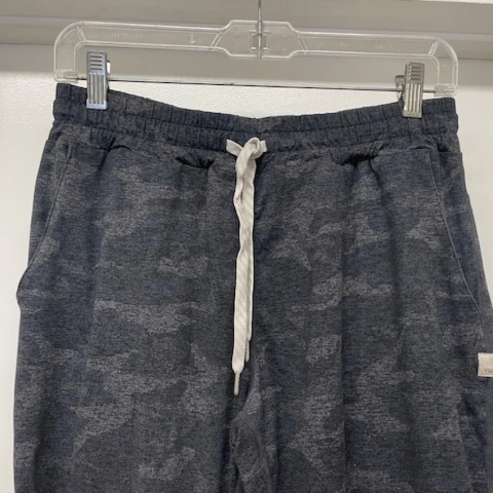 Vuori Performance Joggers Camo Pants - Picture 3 of 8